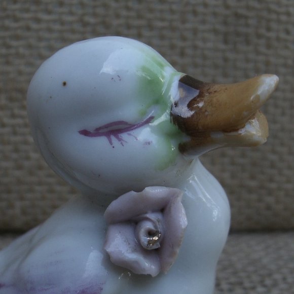 Vintage Small Duck with Rose China Figurine - Picture 10 of 16